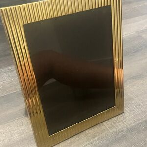 Ribbed Gold Metal Picture Frame - Sleek Photo Display